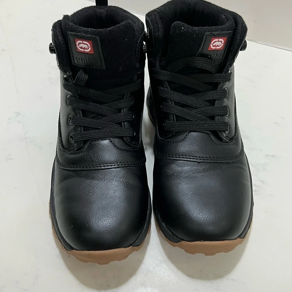 Lugz Black and Brown Boots with Modern Design